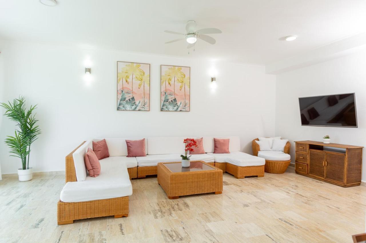 Suites At Grand Laguna Beach By Calisto Stays Sosúa Eksteriør billede