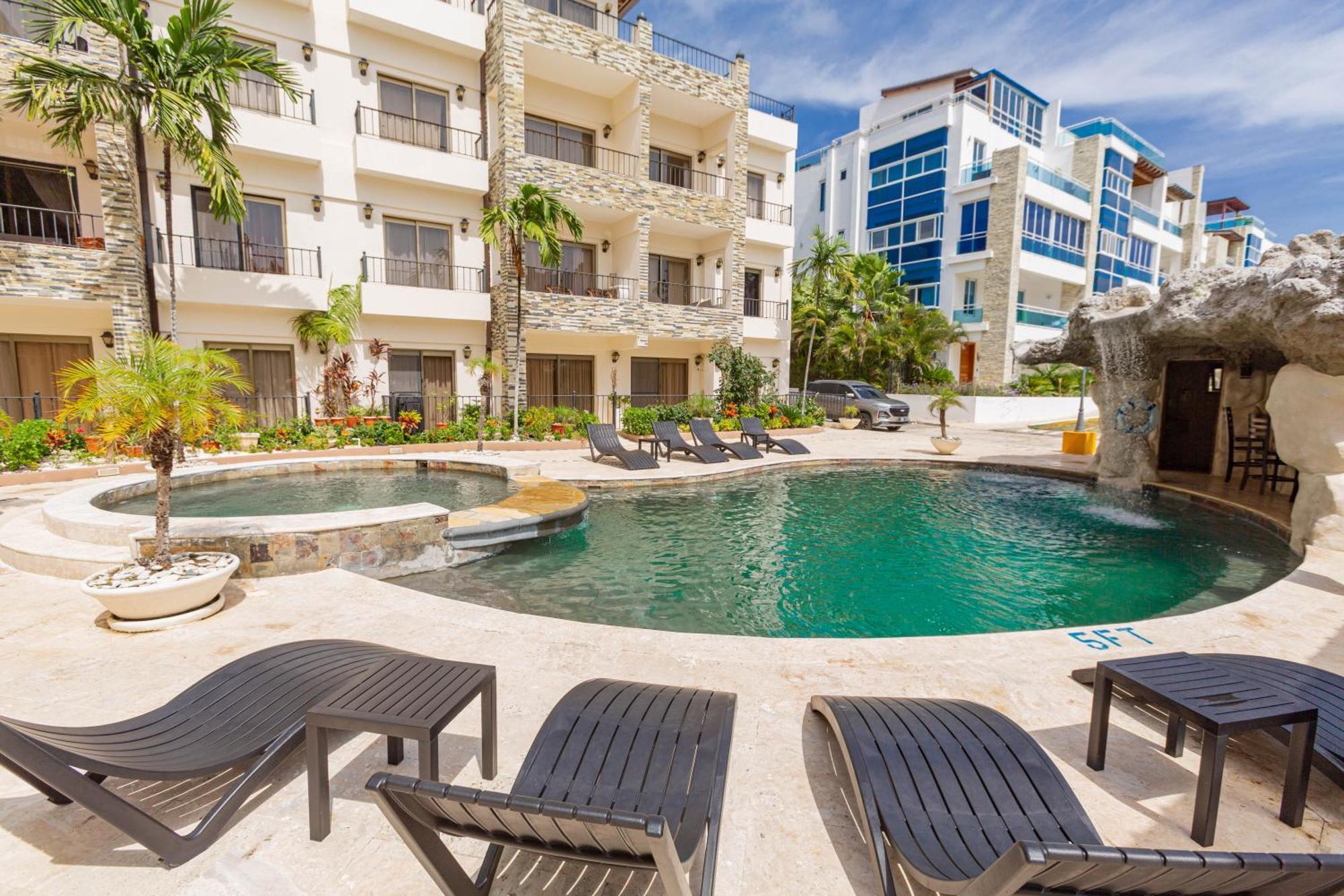 Suites At Grand Laguna Beach By Calisto Stays Sosúa Eksteriør billede