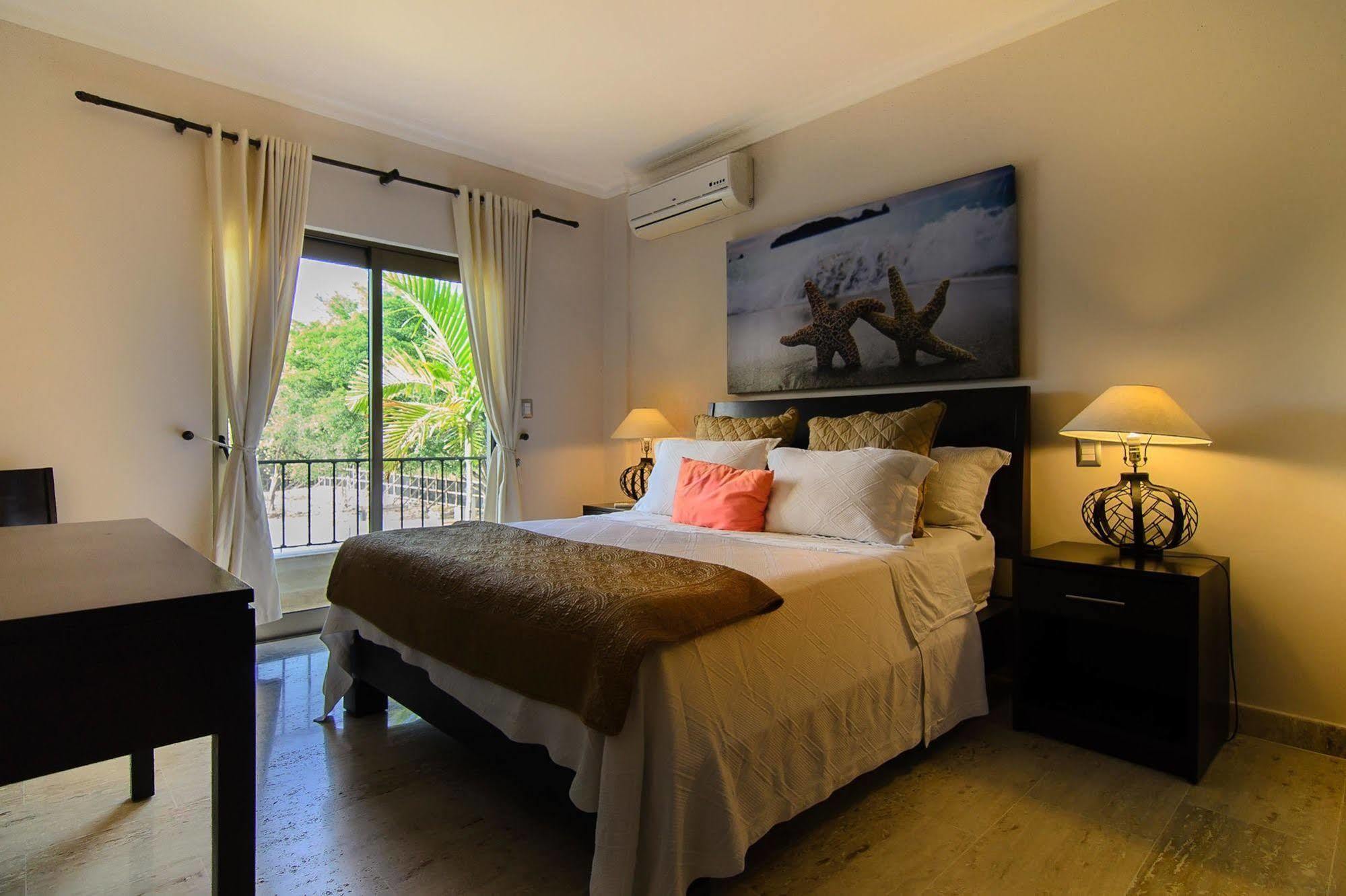 Suites At Grand Laguna Beach By Calisto Stays Sosúa Eksteriør billede